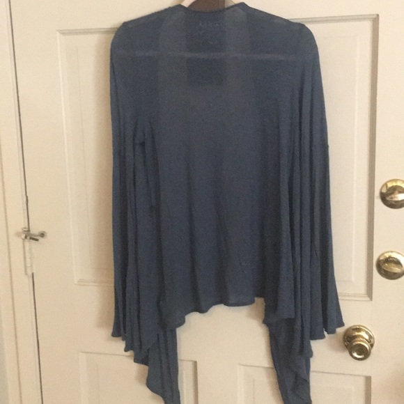 Blue shawl - Picture 2 of 2